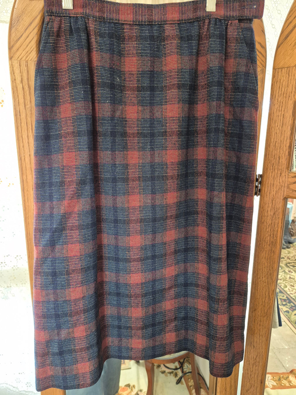Vintage Pendleton Wool Skirt - Blue & Orange Pattern - Size 12 (Fits Modern 8)