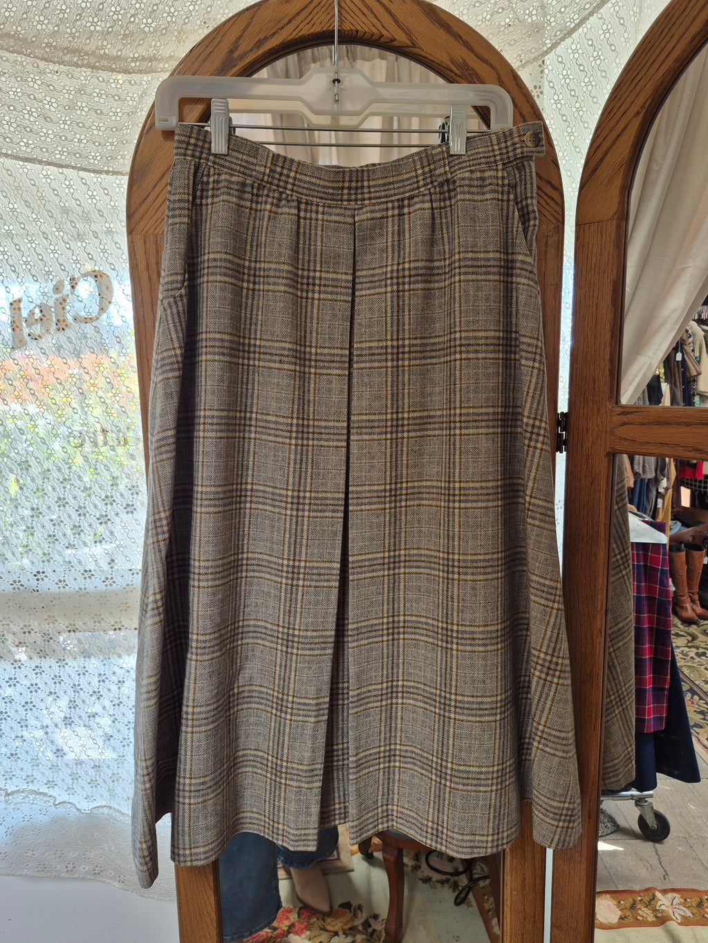 Vintage Pendleton Wool Skirt - Gray & Camel Pattern - Size 12 (Fits Modern 8) with Belt