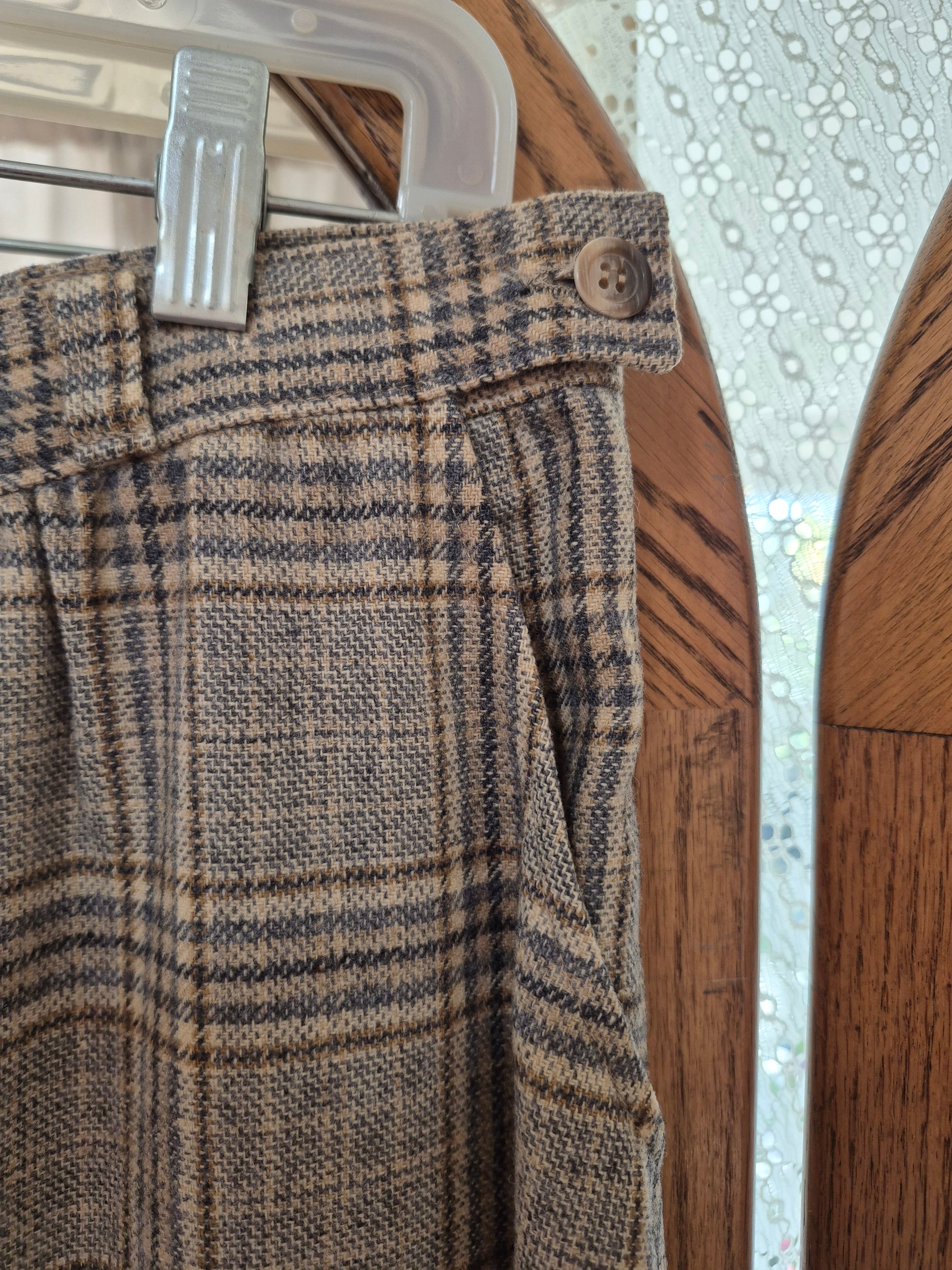Vintage Pendleton Wool Skirt - Gray & Camel Pattern - Size 12 (Fits Modern 8) with Belt