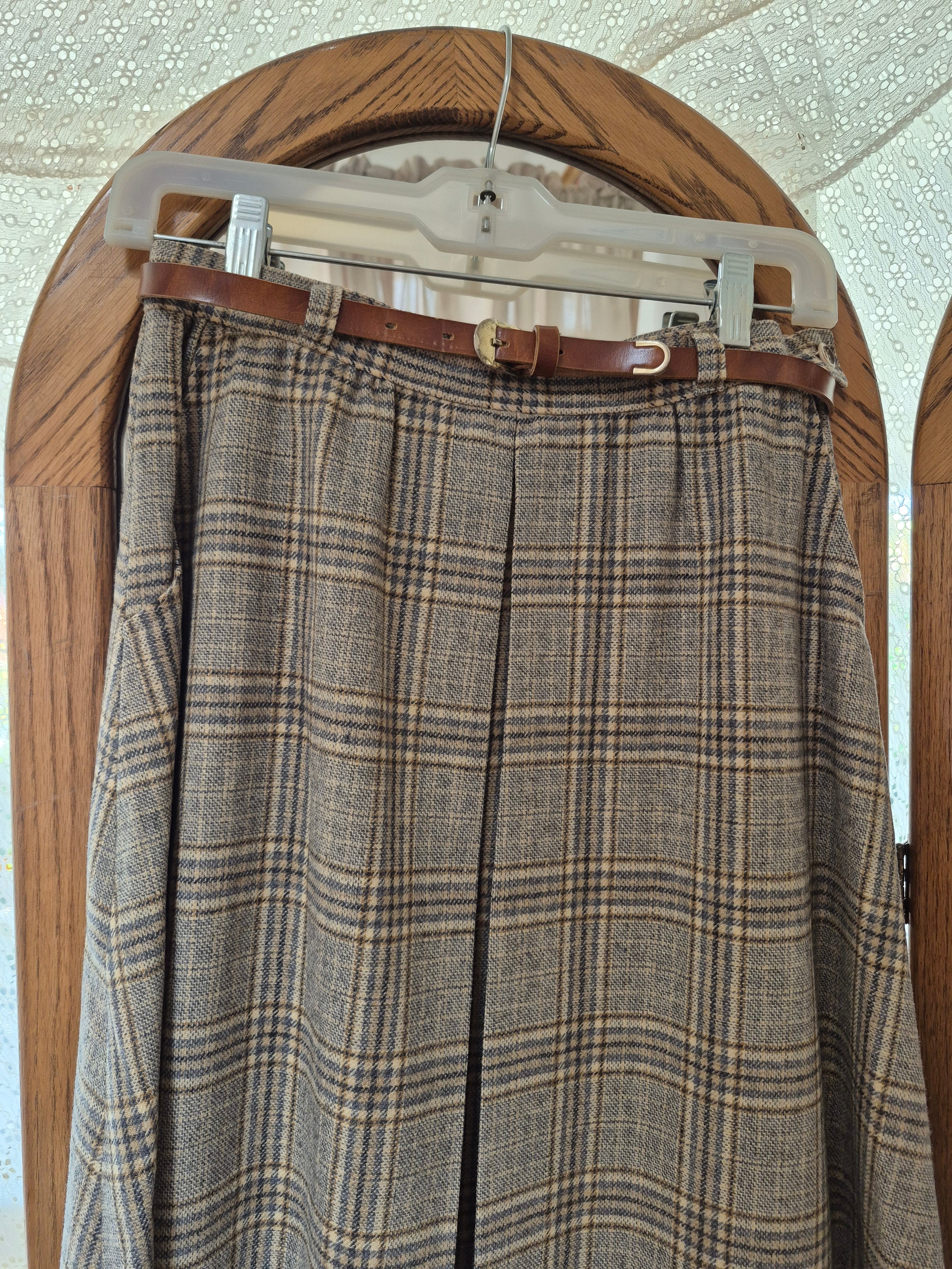 Vintage Pendleton Wool Skirt - Gray & Camel Pattern - Size 12 (Fits Modern 8) with Belt