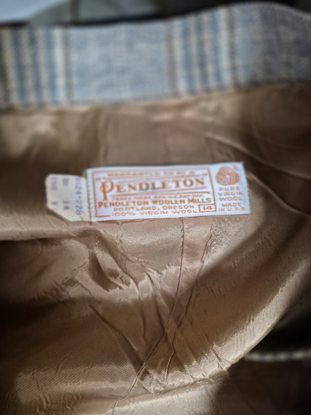 Vintage Pendleton Wool Skirt - Gray & Camel Pattern - Size 12 (Fits Modern 8) with Belt