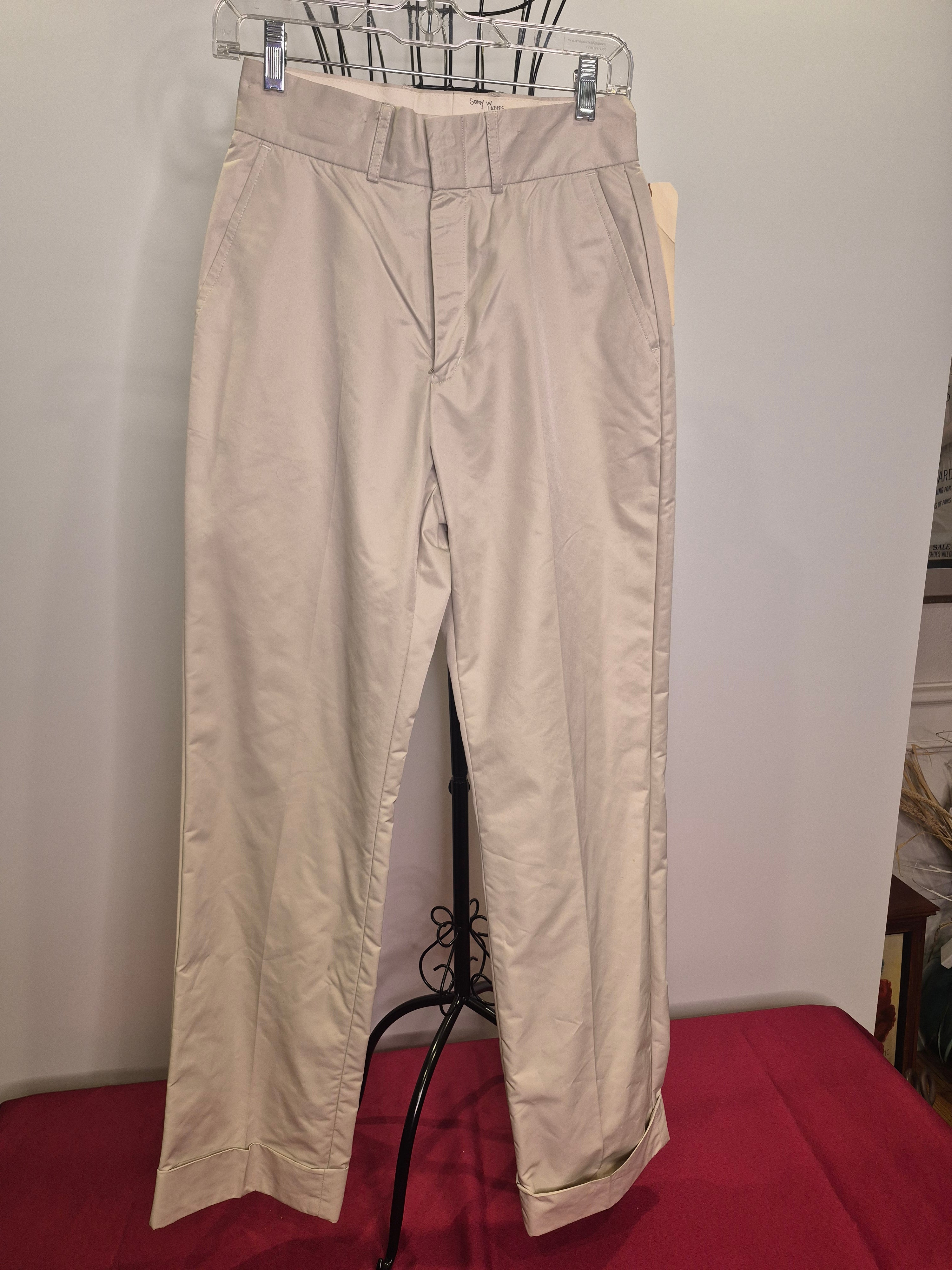 J. Lindeberg 1990s Cream Golf Pants | Cuffed | Double Hook & Eye | Size 27 Waist