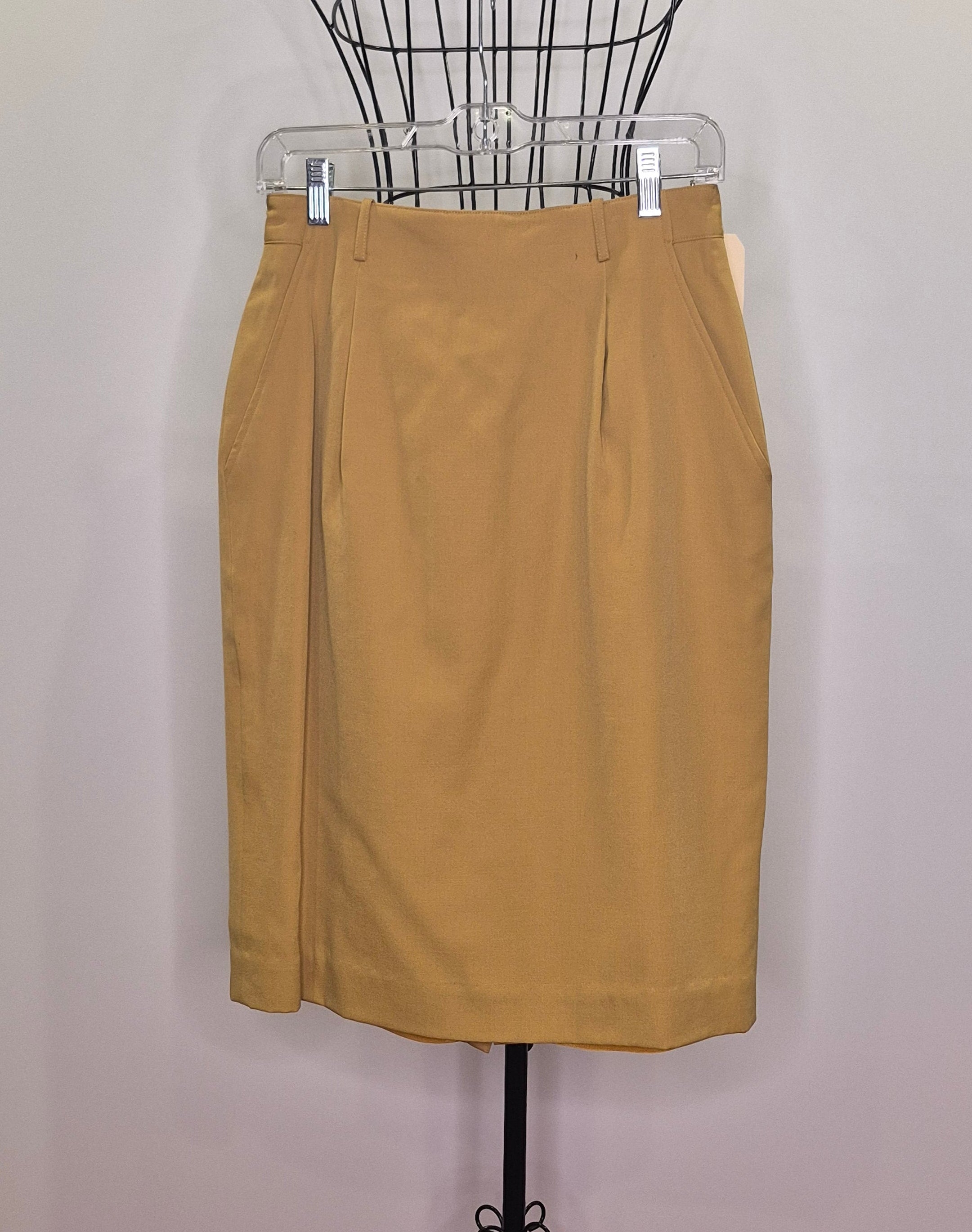 Liz Claiborne 1980s Knee-Length Mini Skirt with Pockets