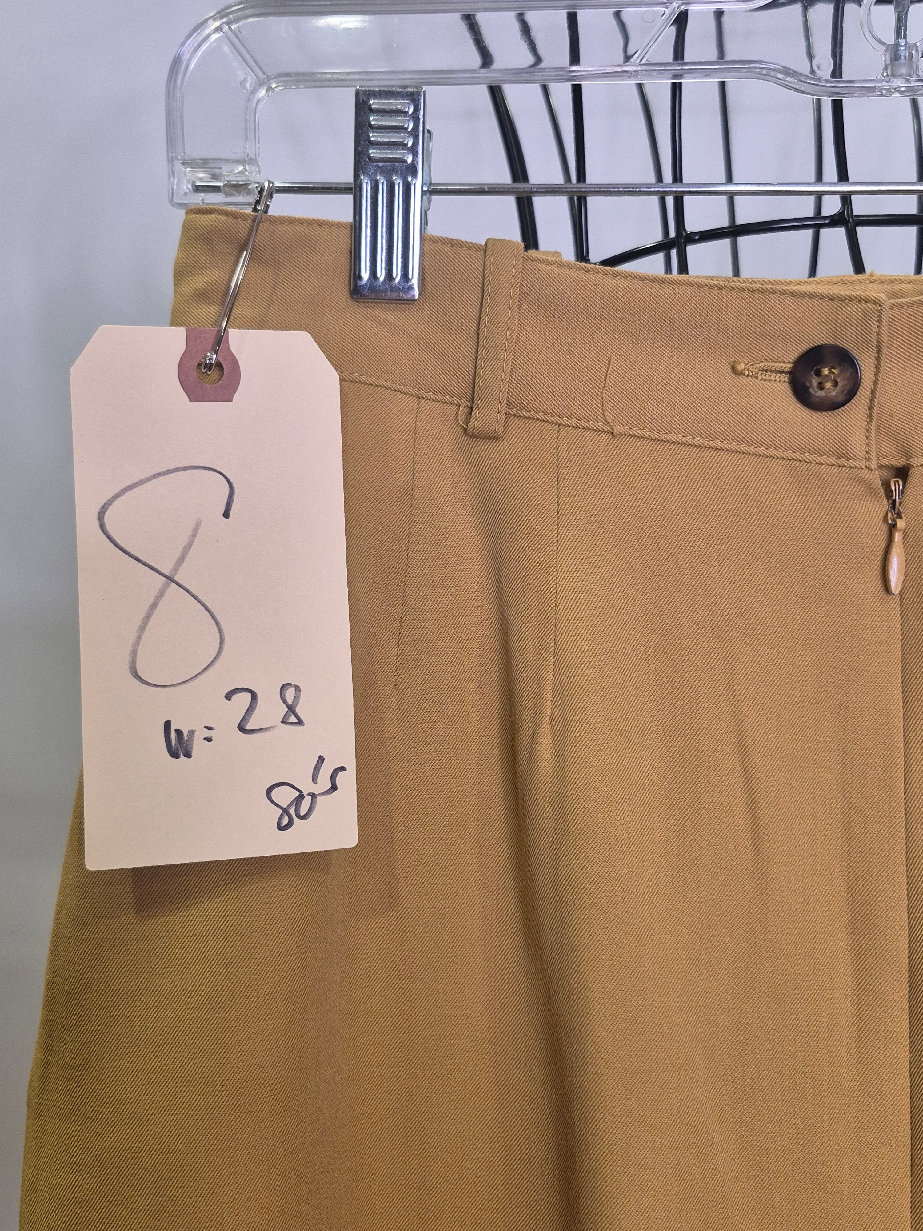 Liz Claiborne 1980s Knee-Length Mini Skirt with Pockets