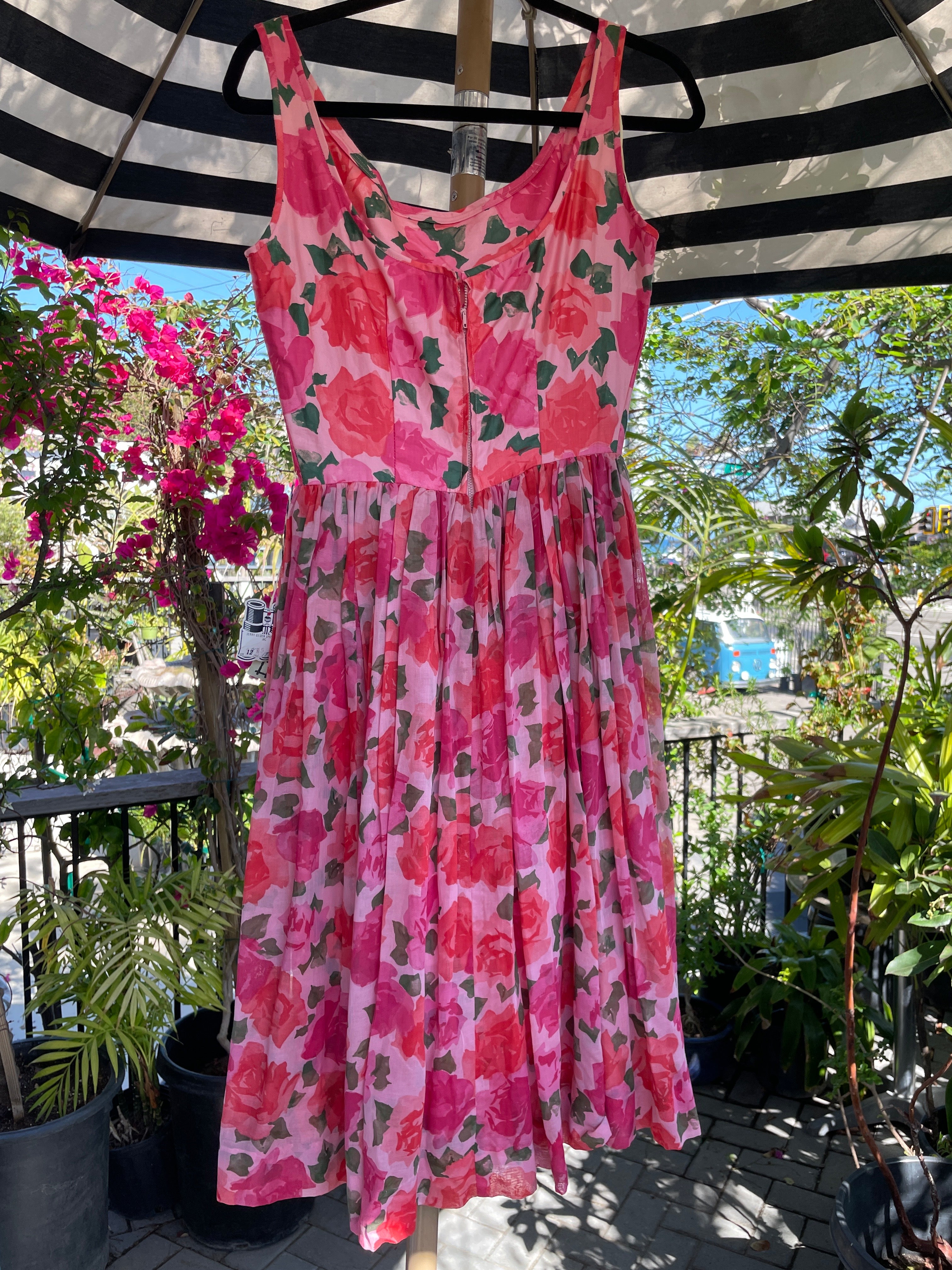 1950s Jerry Gilden Spectator Floral Cocktail Dress — Vintage Size 12 — NWT — Unworn