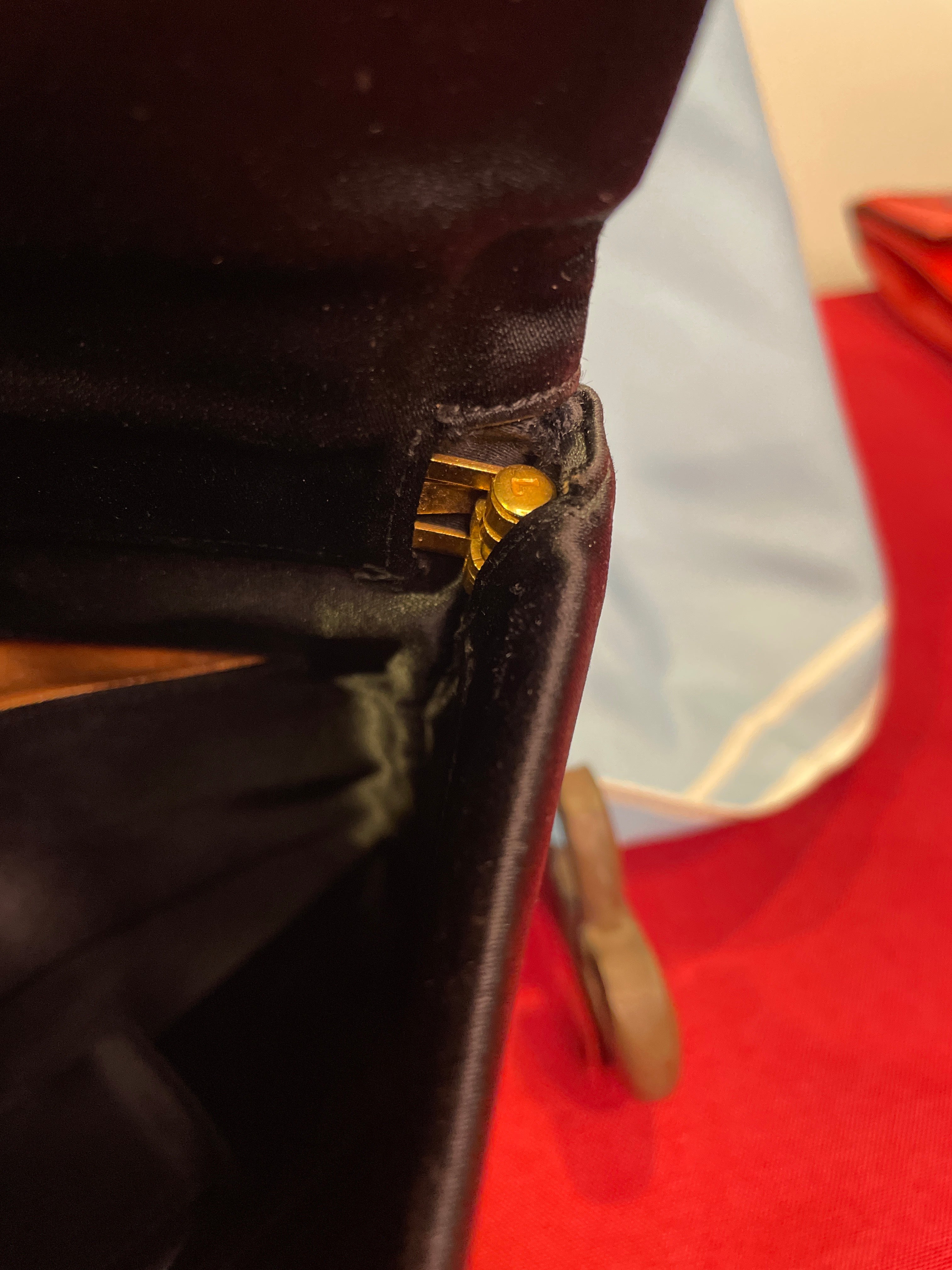 Koret Vintage Black Satin Clutch – Saks Fifth Avenue