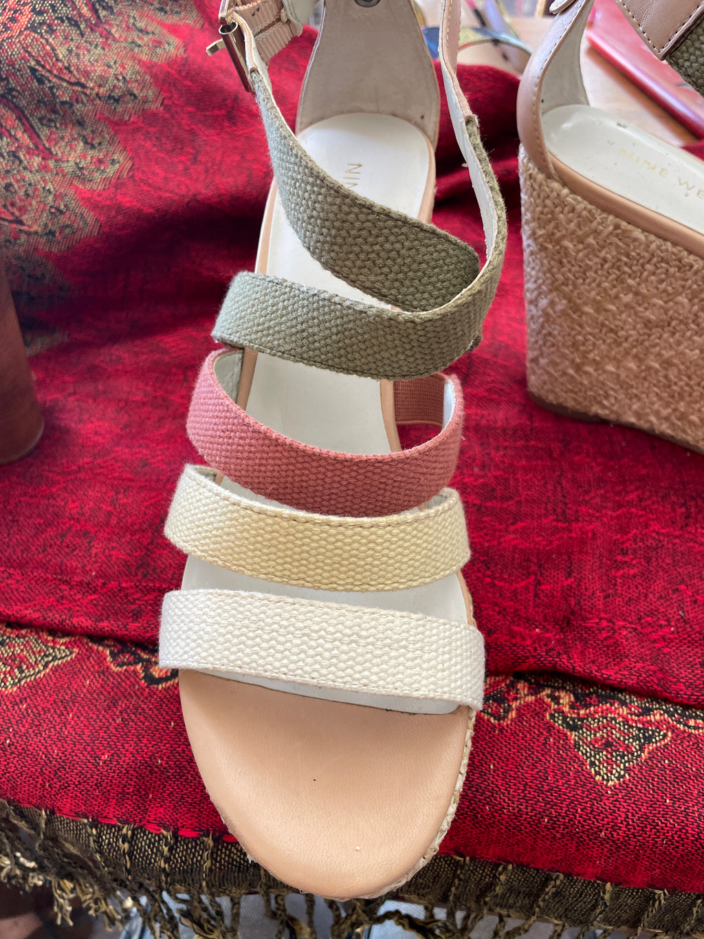 Nine West Multicolor Wedge Sandal 4 Inch Heel size 7.5