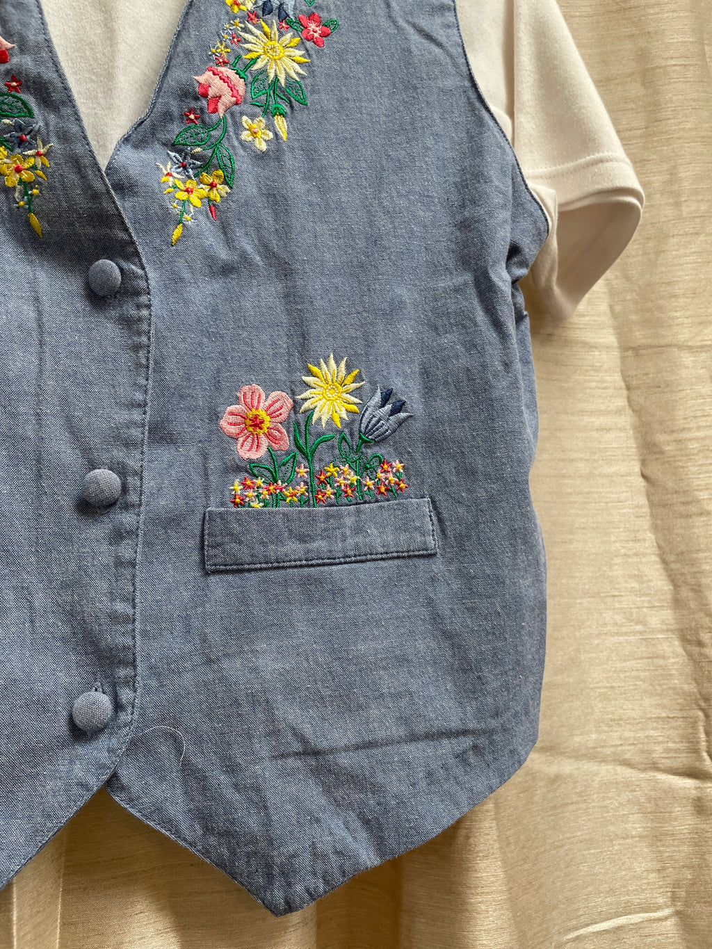 Vintage Alfred Dunner Embroidered Denim Vest with Attached Tee - Size Medium Petite