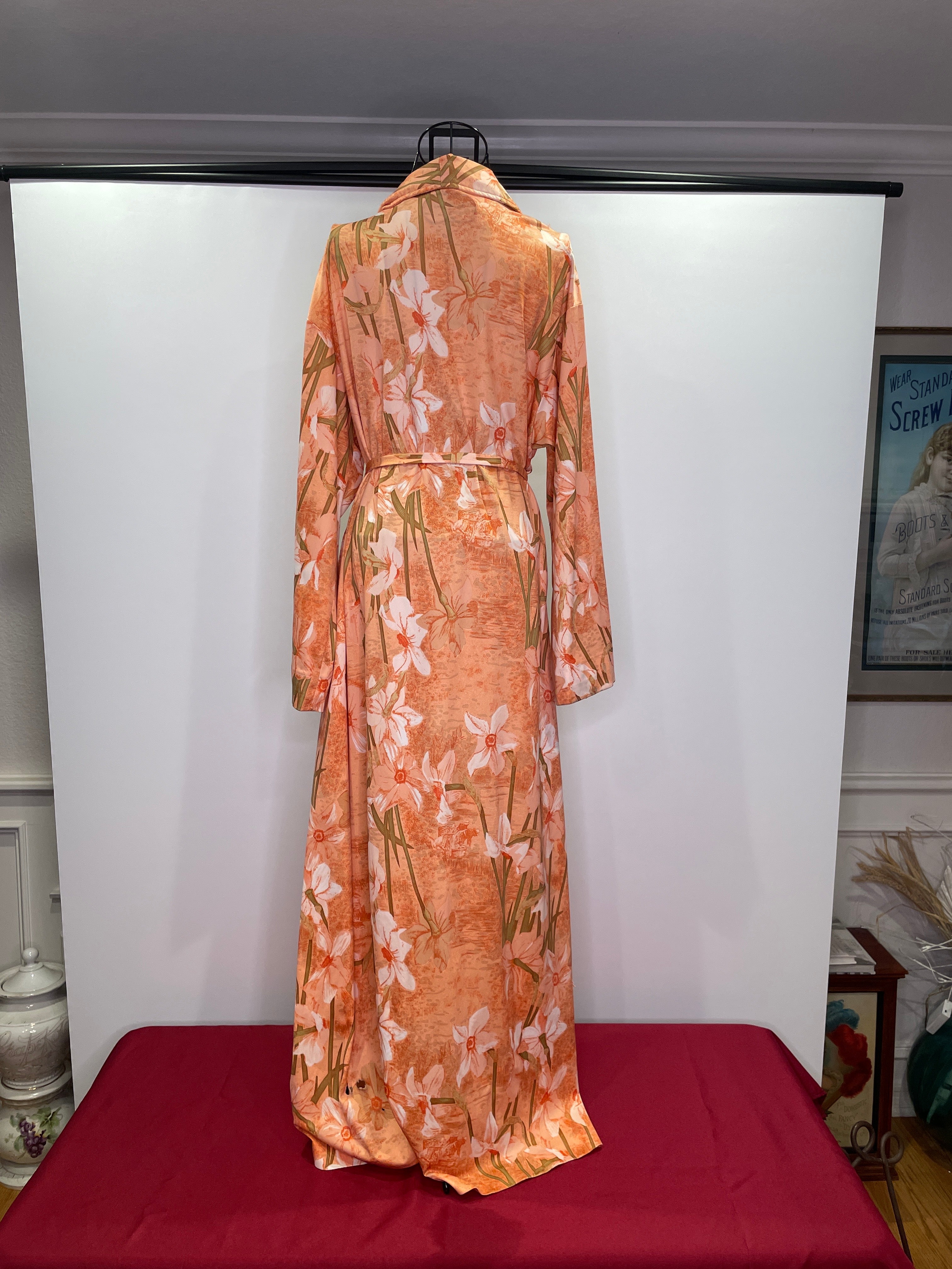 Handmade Floral Bathrobe – Vintage 70s Orange Long Robe