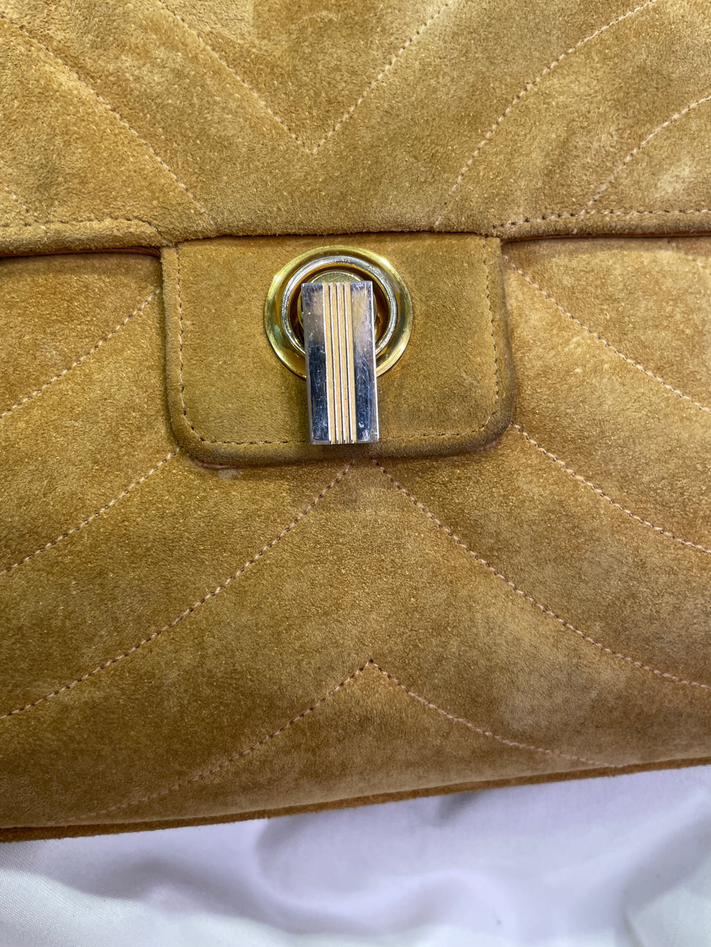 MOSKOWITZ Crossbody Suede Handbag with Chain