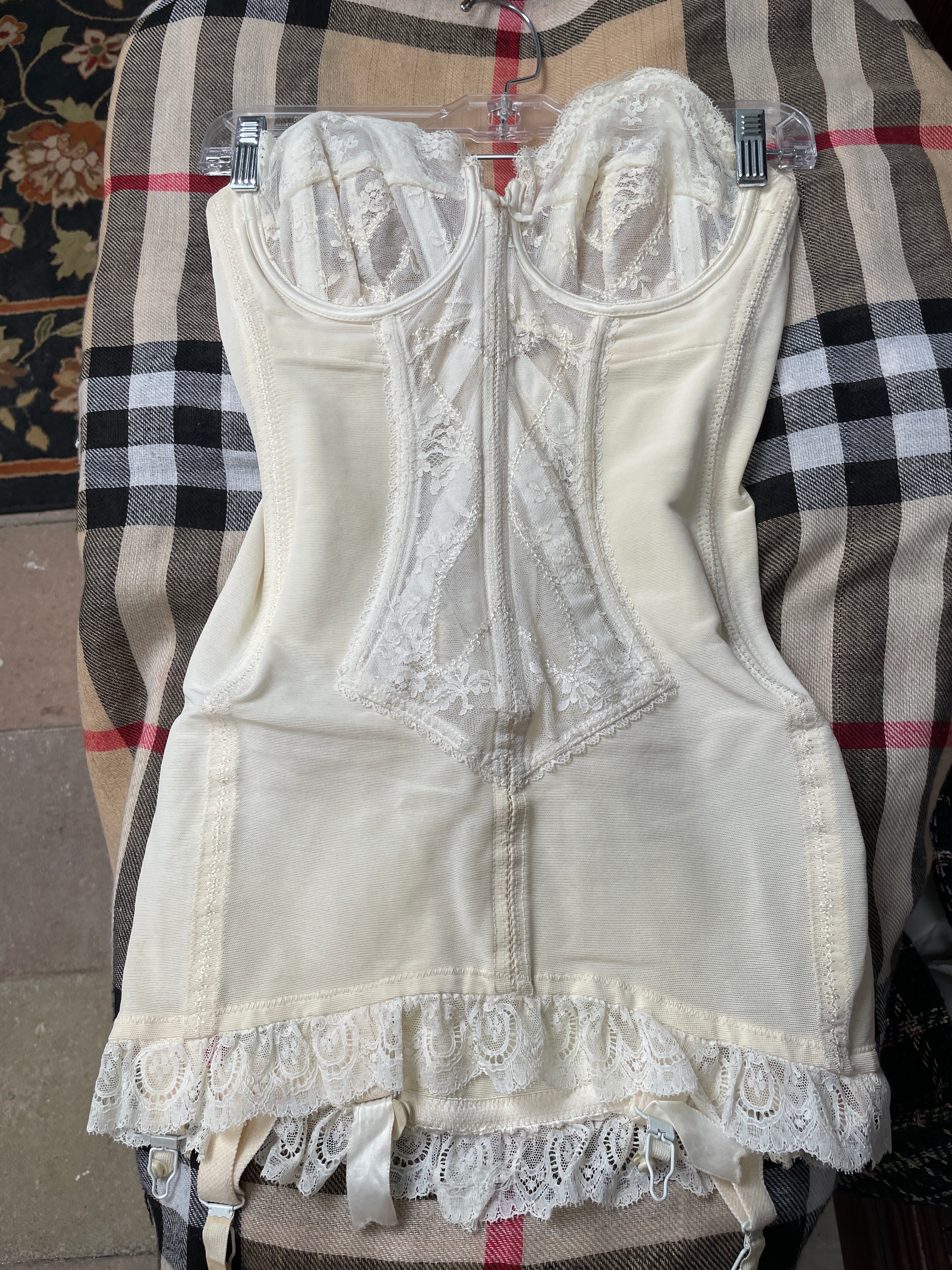 Vintage Corde de Parie Union Made Bustier Corset | 34C | French Lace | Garter Hooks | Rare