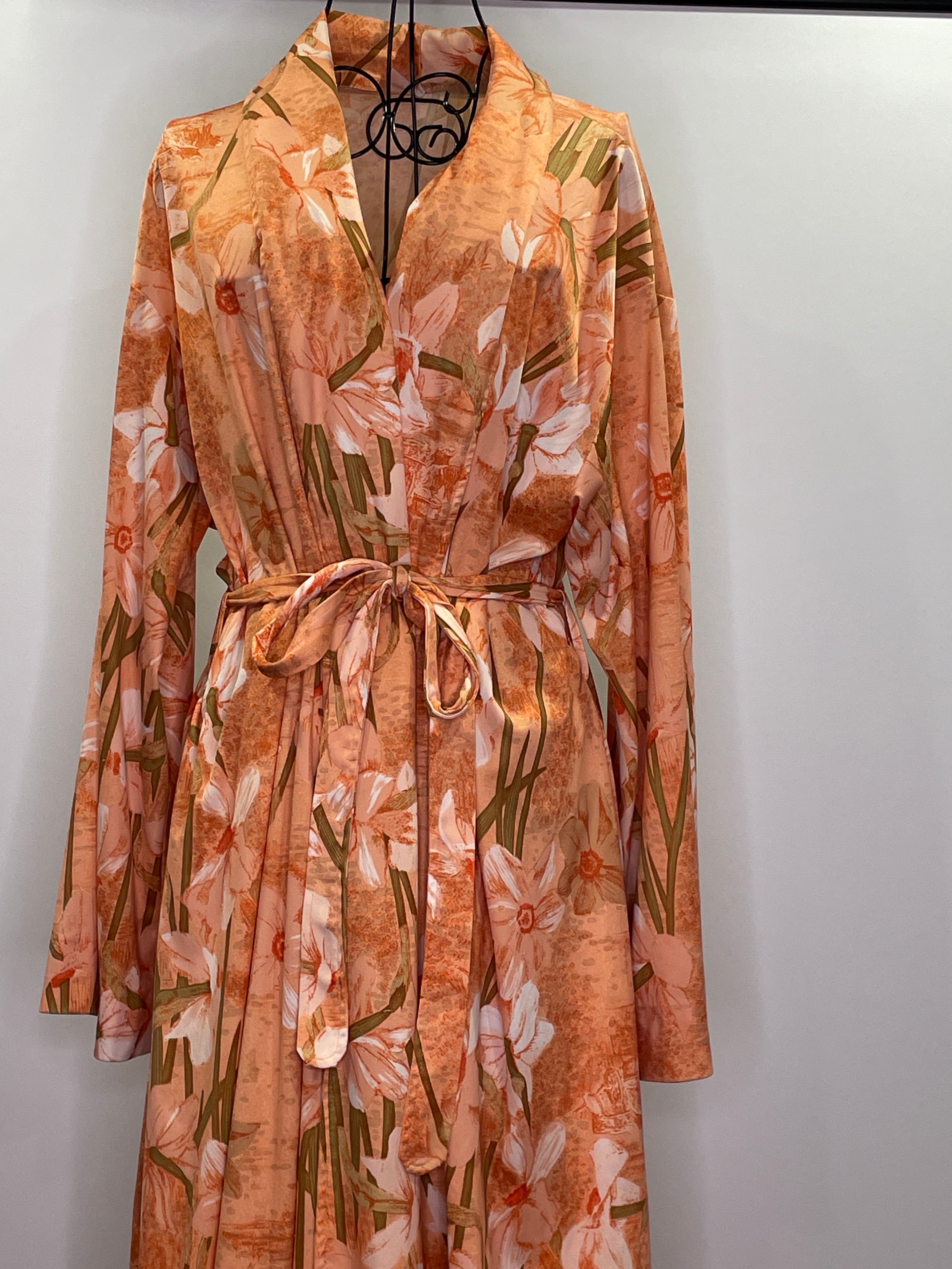 Handmade Floral Bathrobe – Vintage 70s Orange Long Robe