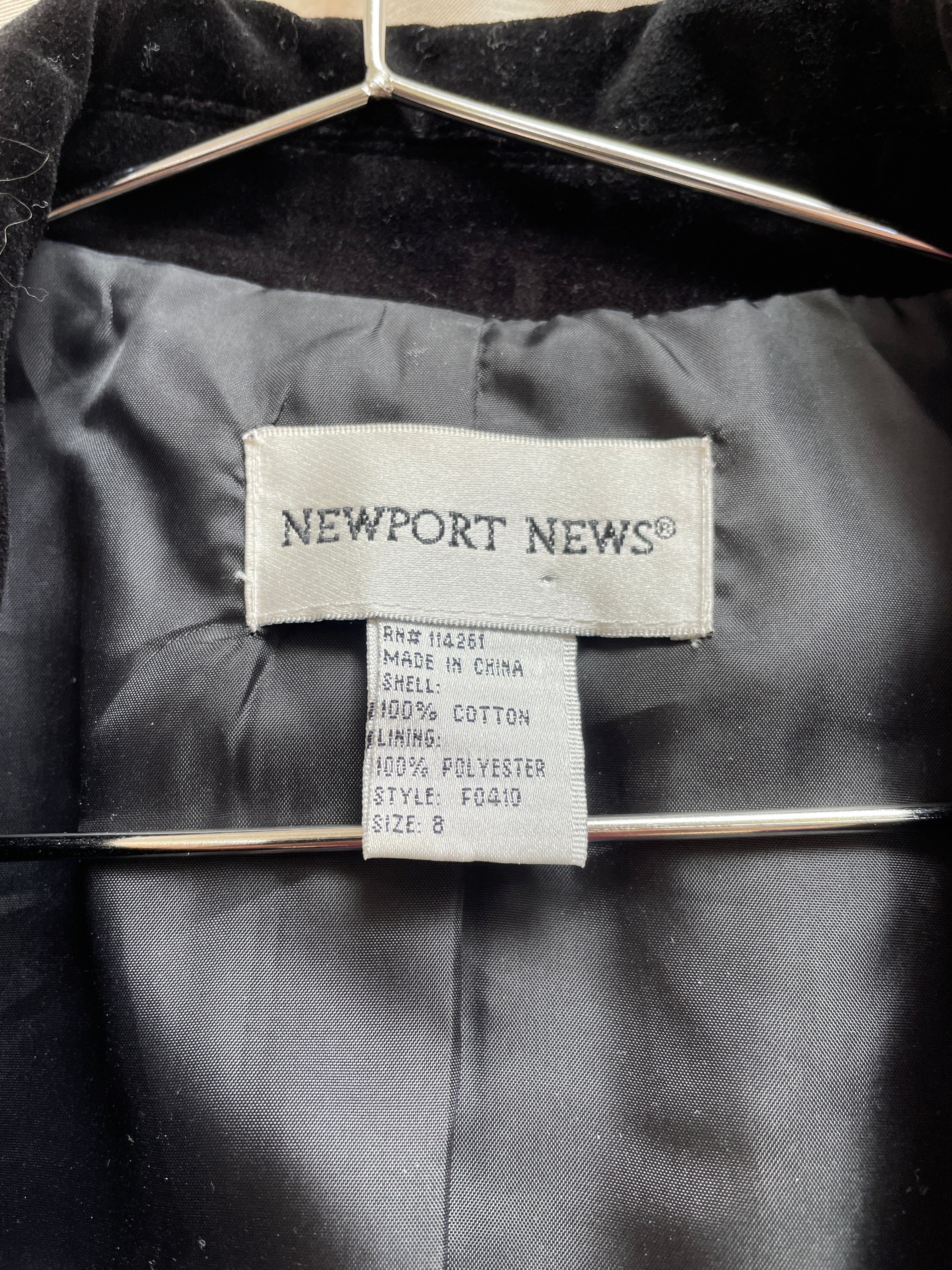 Vintage Newport News Blazer Size 8 - Velvet Feel