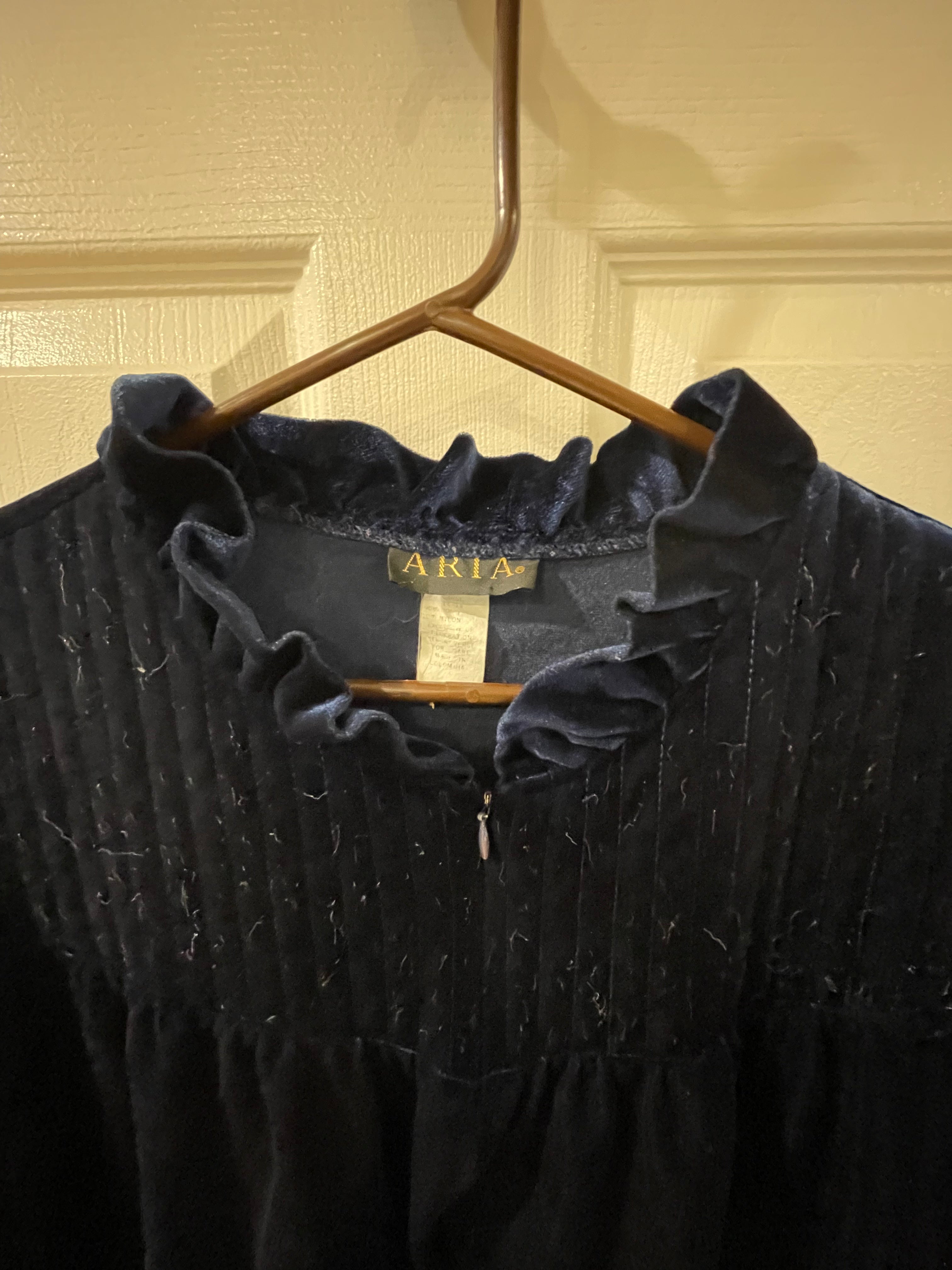 Vintage 1970s ARIA Nylon Sleep Robe Sz Large - Dark Blue Zipper front