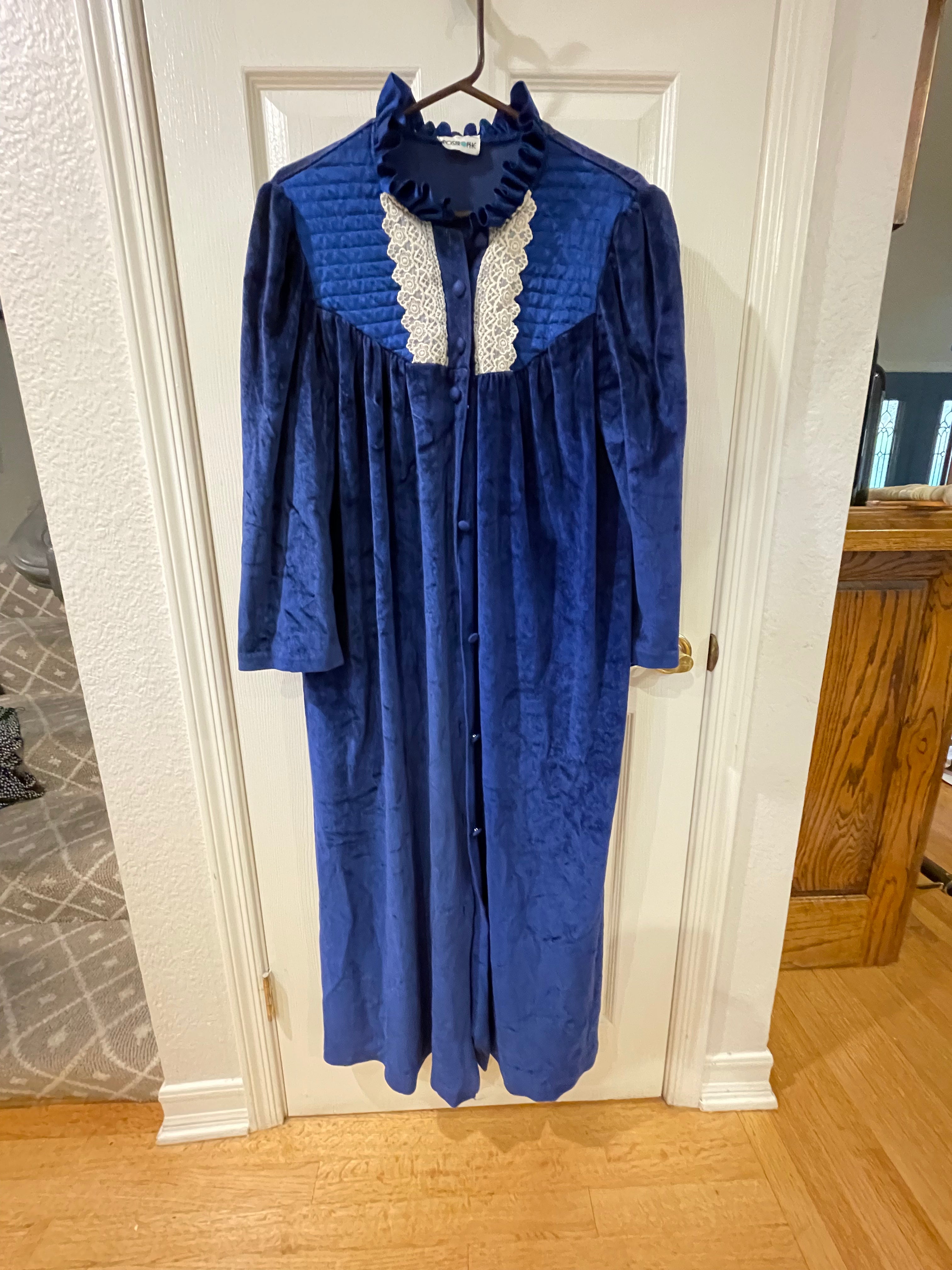 Vintage 1970s Apostrophe Nylon Sleep Robe Sz Large - Royal Blue Button front