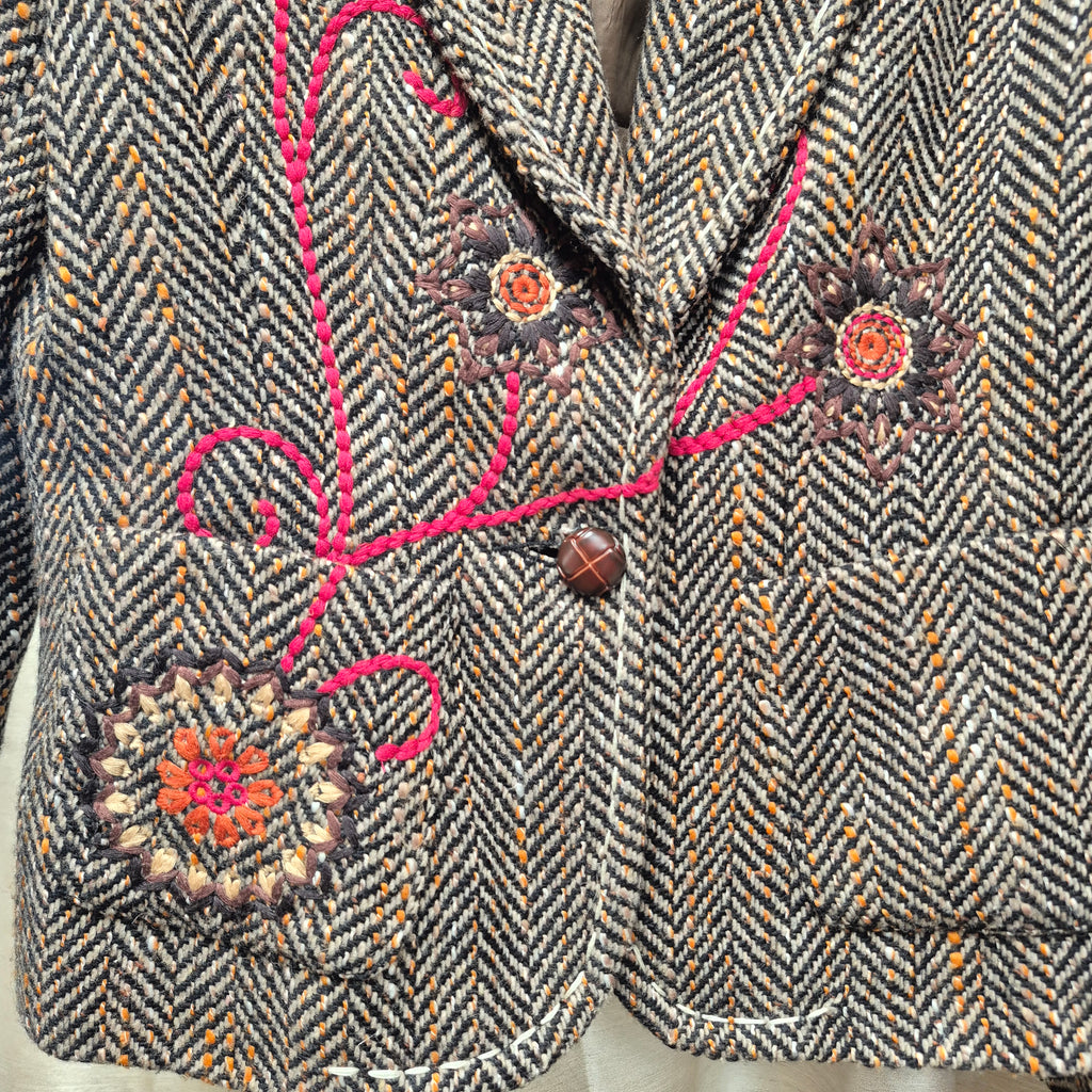 Sugarlips short jacket gorgeous stitching detailing herringbone. Vintage