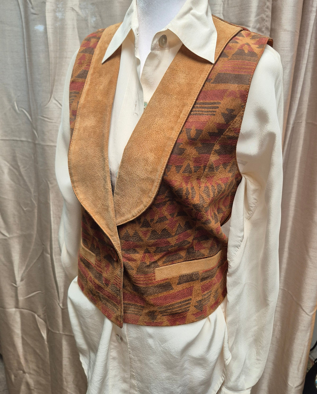 Scully Vintage 100% Leather Suede Ladies Vest Southwestern Geometric Size 8