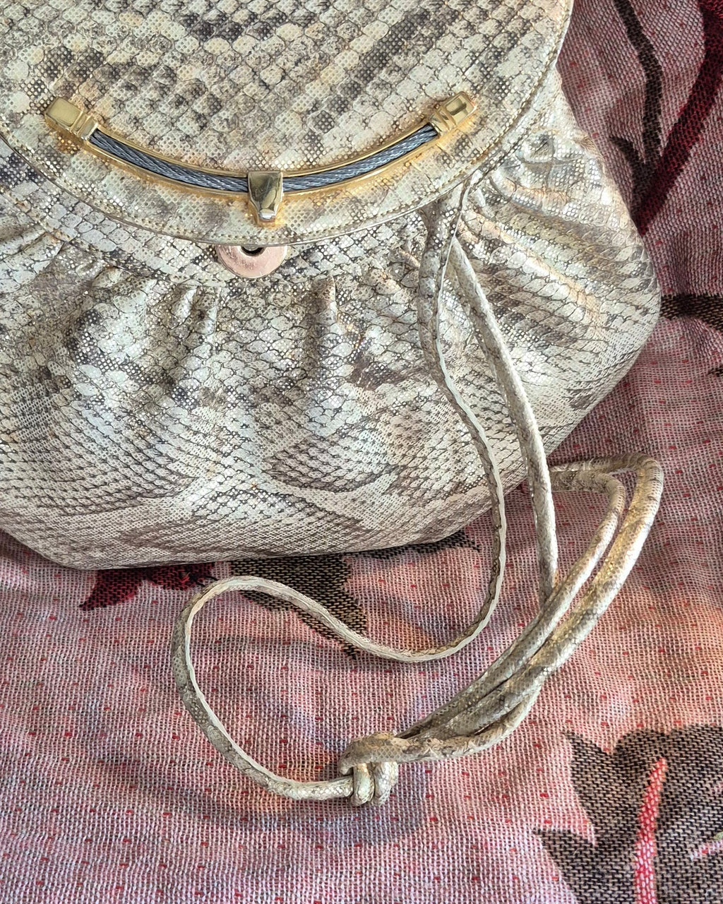 Finesse La Model 1980's Evening Bag Gold Snakeskin Design