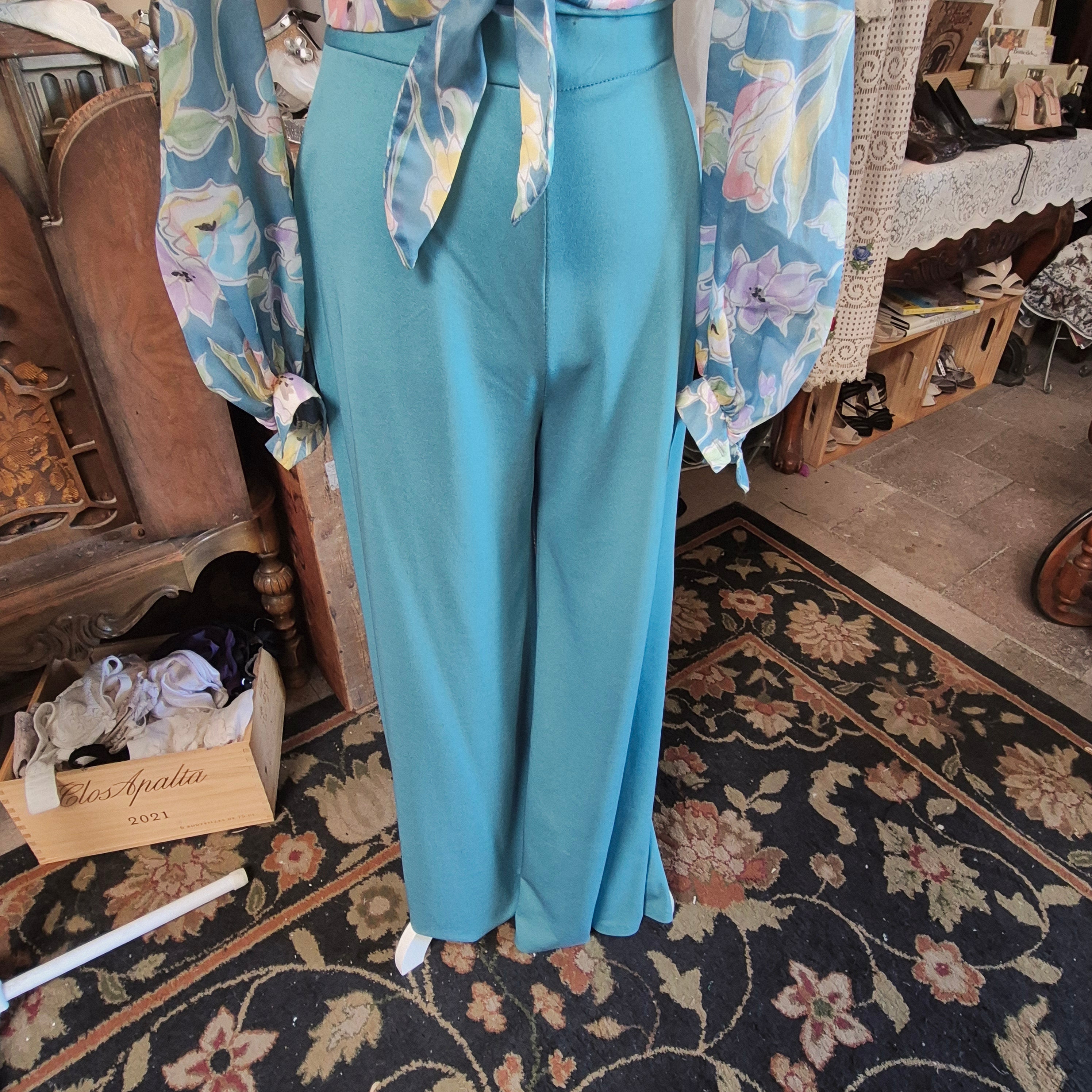 1970s Joseph Magnin 3-Piece high-waist gaucho bottoms floral wrap top