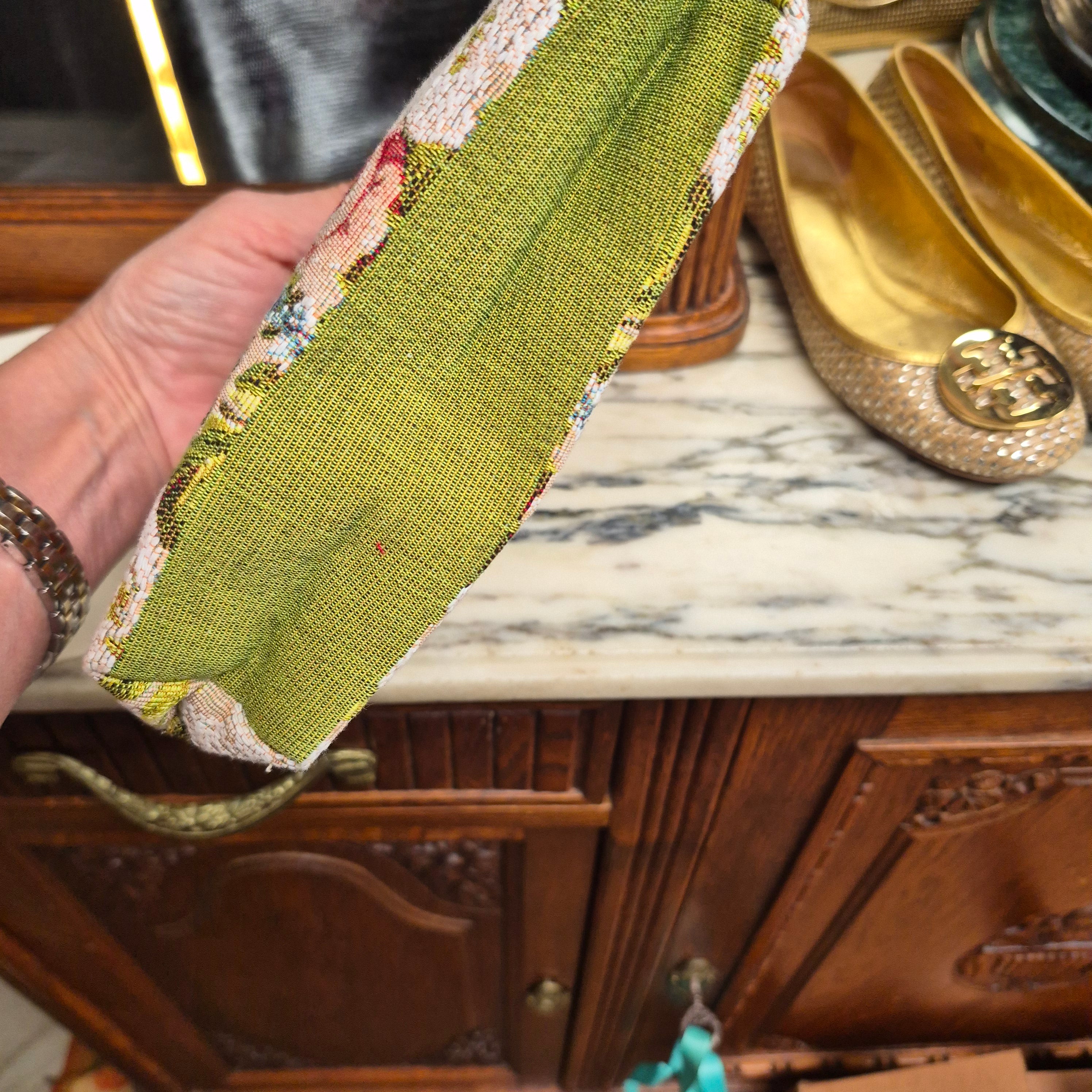 Marie Antoinette Tapestry Cosmetic Bag — Château de Versailles Collection