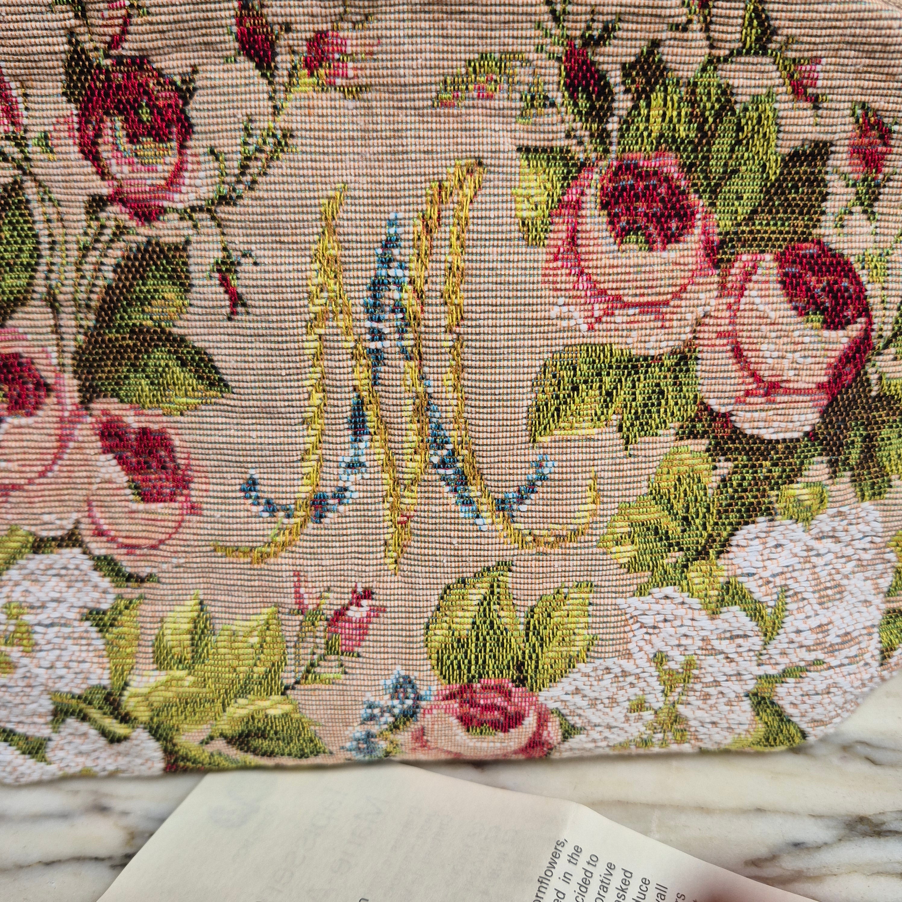 Marie Antoinette Tapestry Cosmetic Bag — Château de Versailles Collection