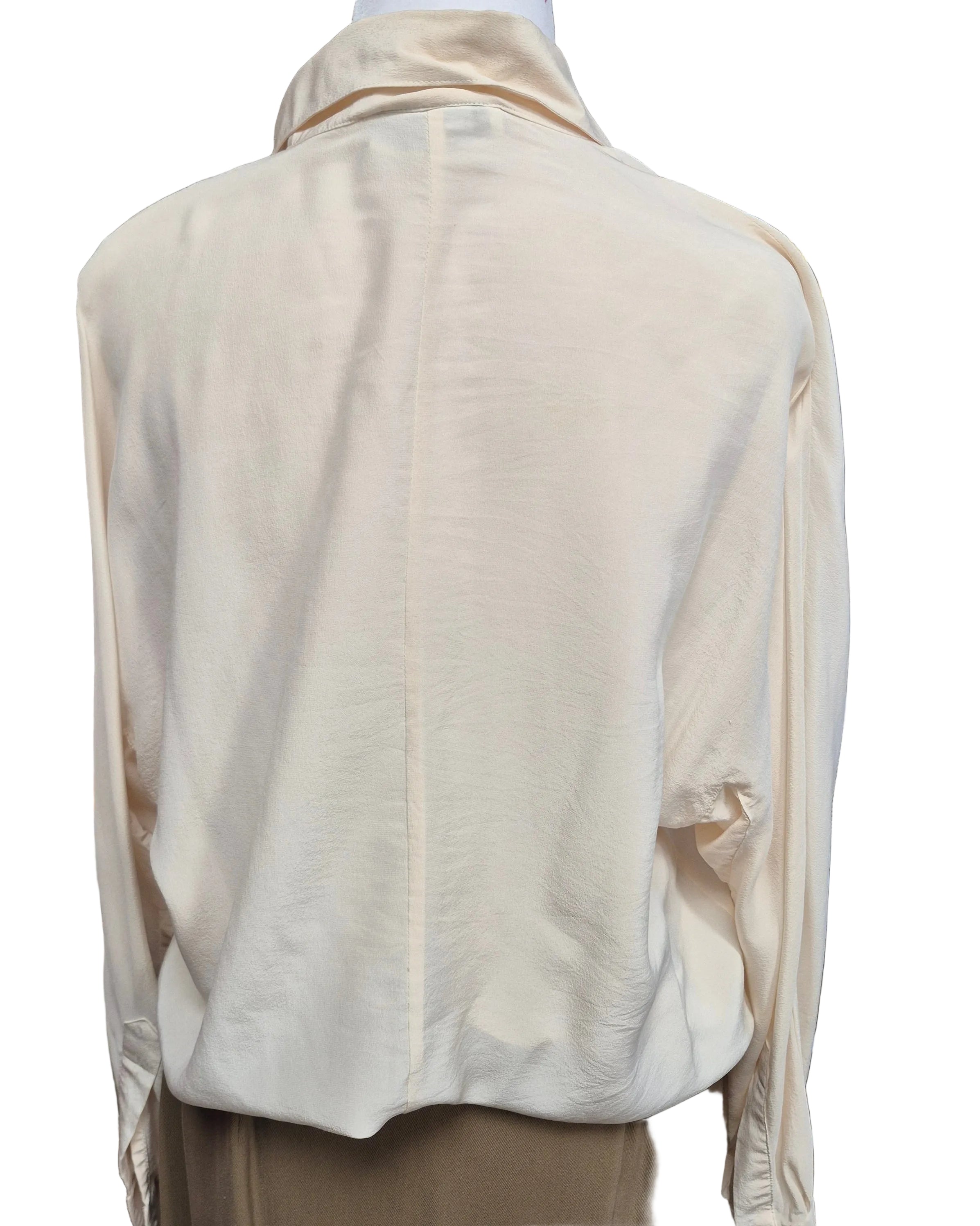 Mel & Lisa Vintage 100% Silk Blouse Long Sleeve Cream Size 6