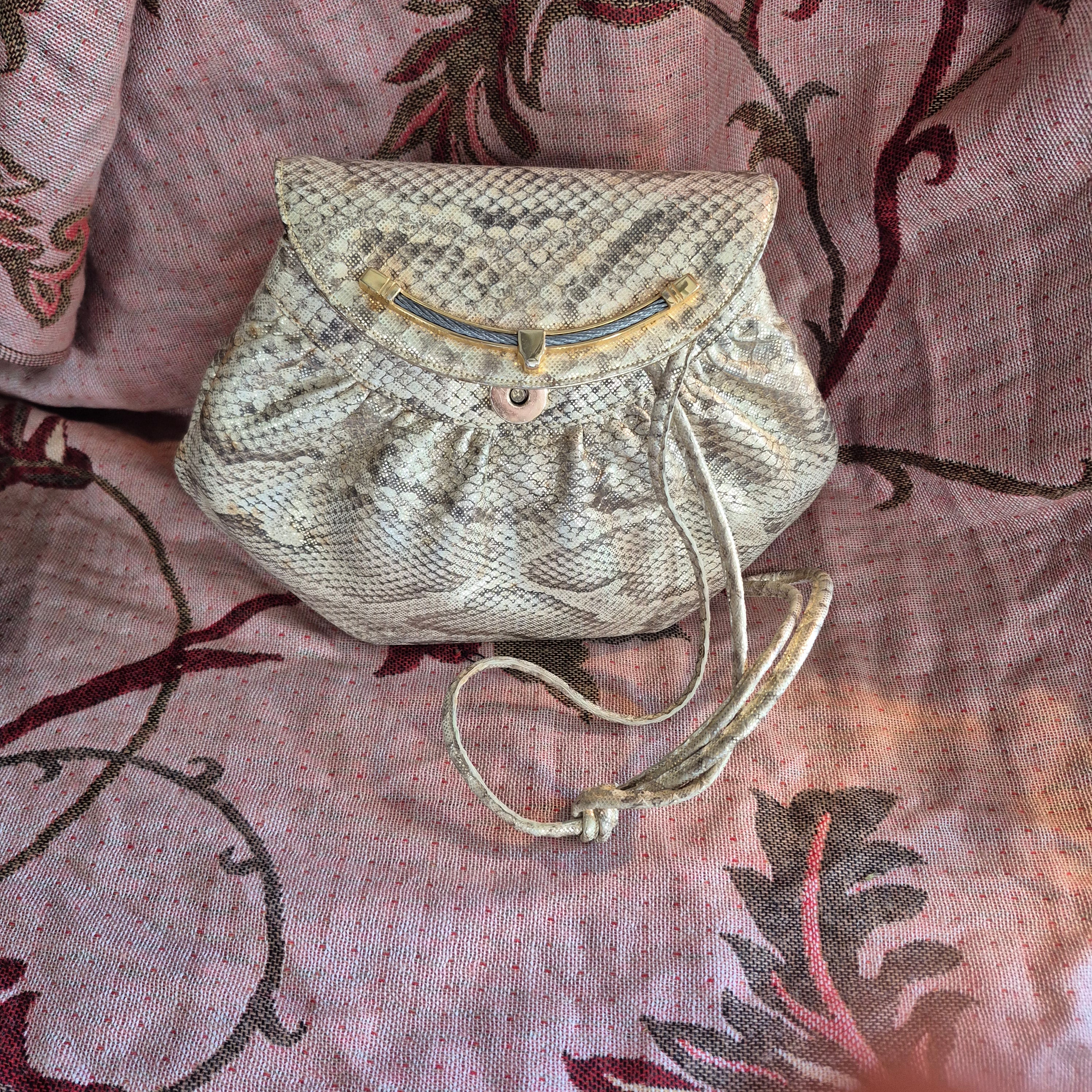 Finesse La Model 1980's Evening Bag Gold Snakeskin Design