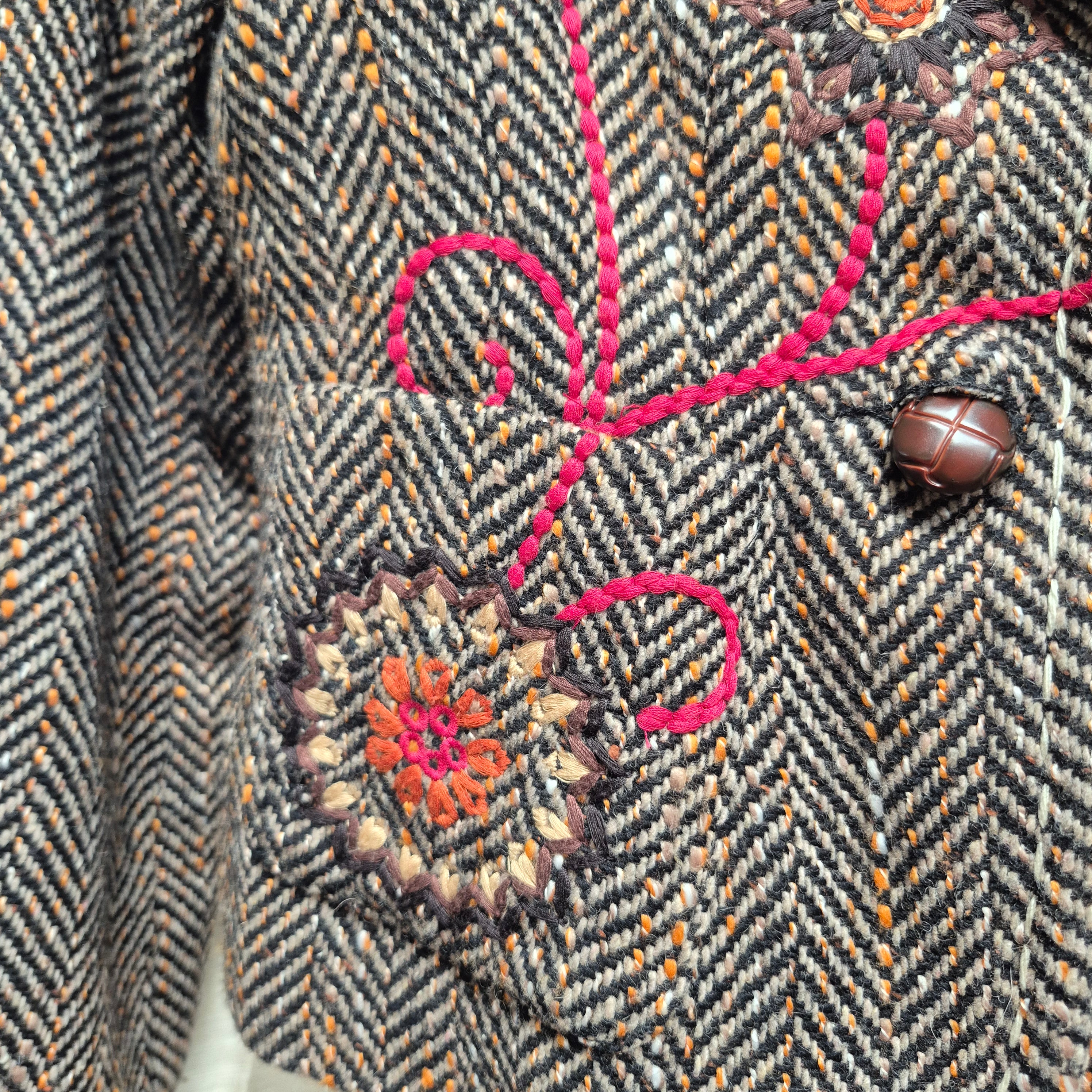 Sugarlips short jacket gorgeous stitching detailing herringbone. Vintage