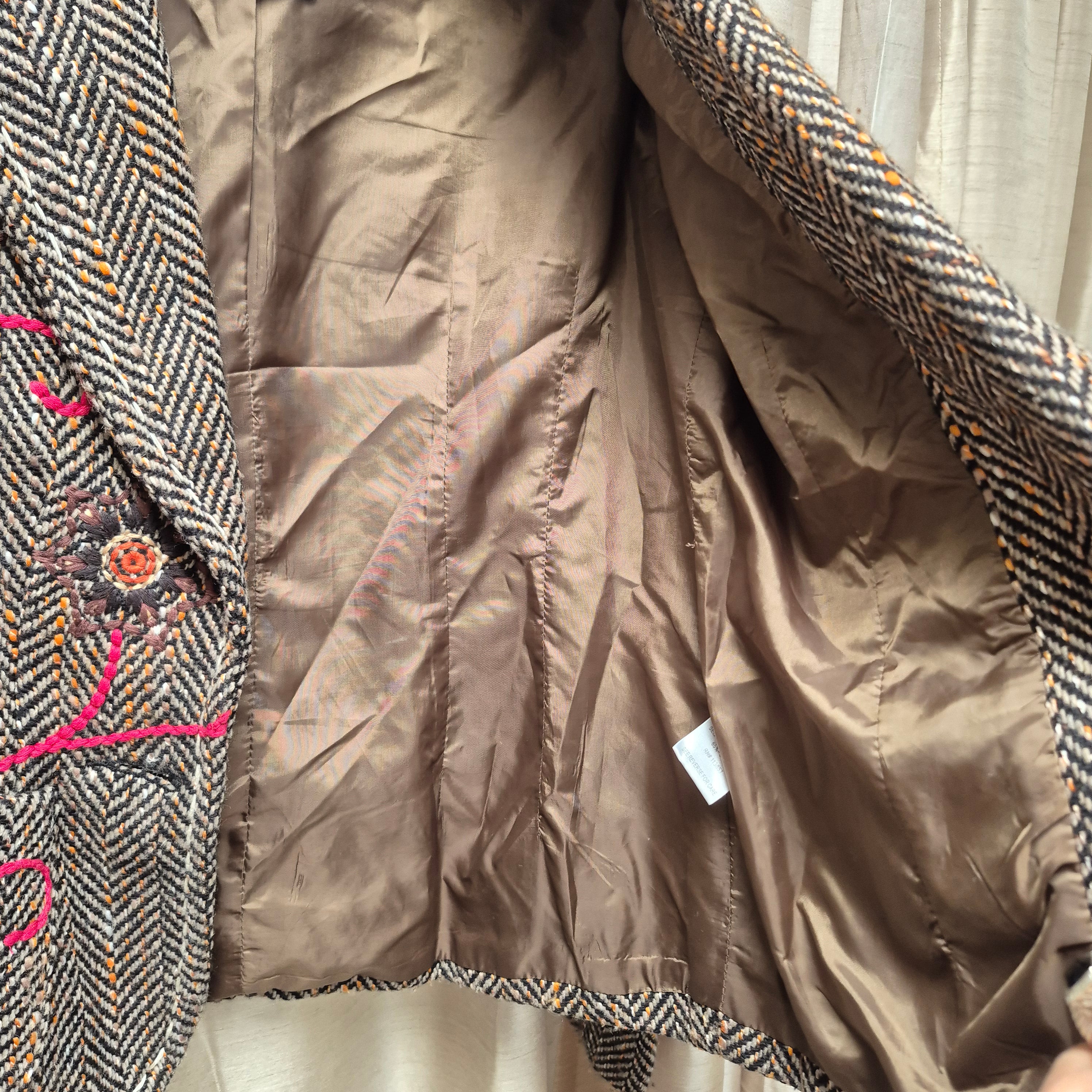 Sugarlips short jacket gorgeous stitching detailing herringbone. Vintage